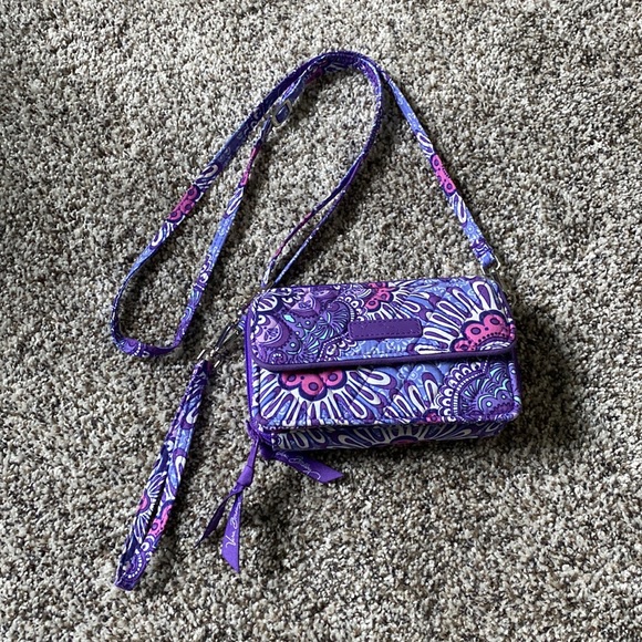 💜💜 Very Bradley Crossbody Purse - Picture 2 of 10